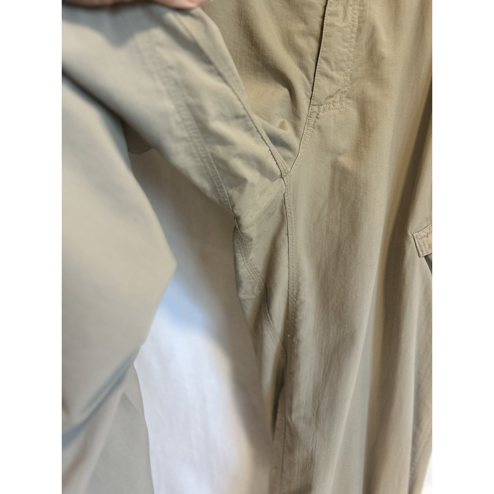 North Face Cargo Pants Mens 38x32 Tan  Rip Stop Lightweight Utility Hiking EUC - Picture 10 of 16
